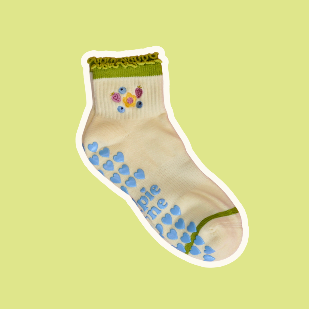 Smoothie Ruffle Pilates Socks