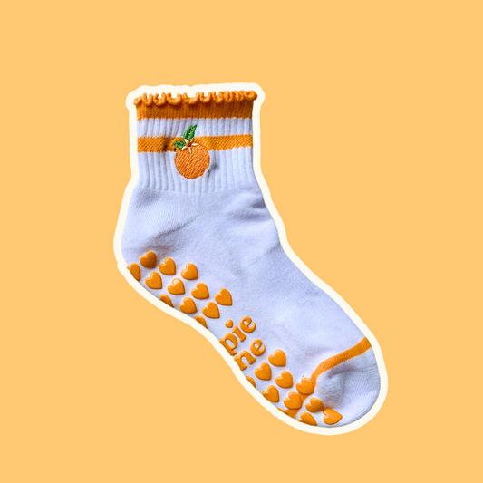 Main Squeeze Ruffle Pilates Socks